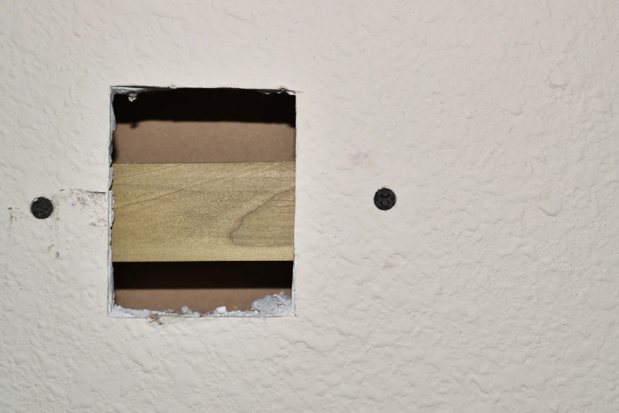 Common Mistakes When Repairing Drywall Holes And How To Avoid Them in Columbus GA Common Mistakes When Repairing Drywall Holes And How To Avoid Them in Columbus GA
